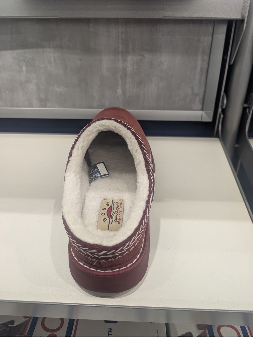 Skechers Women's Bobs Fuzzy Dream - Picture 4 of 6